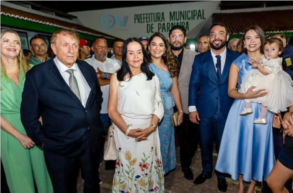 Prefeito de Parnaíba empossa secretários e agradece Mão Santa e a deputada Gracinha
