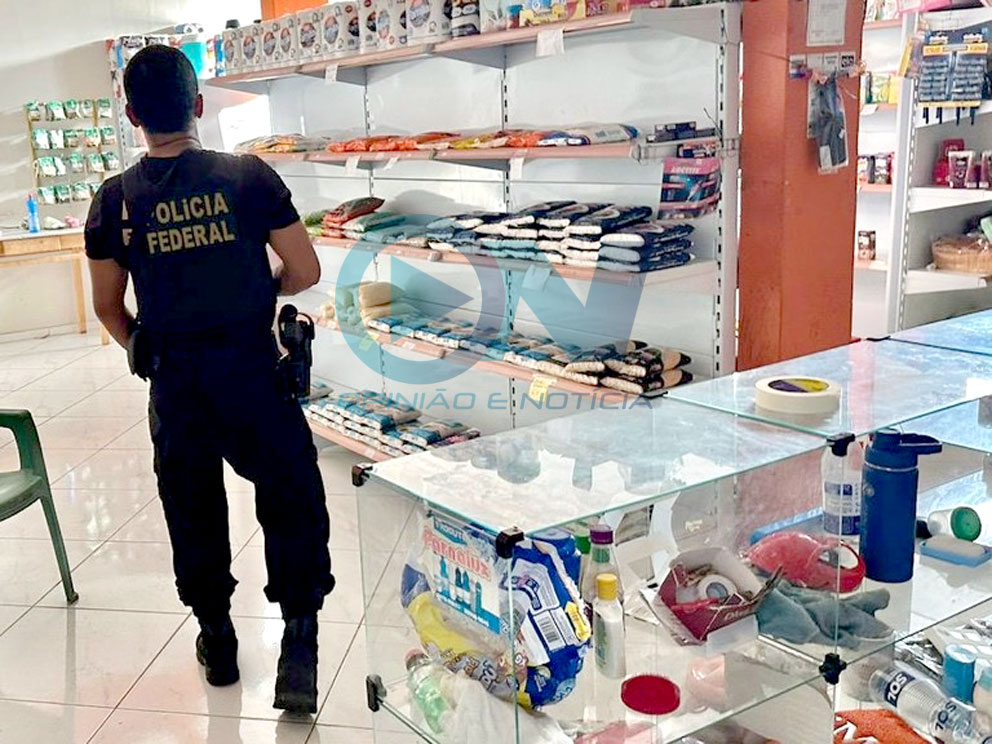 Policiais Militares são presos em Teresina na Operação Conexão Cajueiro da Polícia Federal. Foram 29 mandados cumpridos em cinco estados.