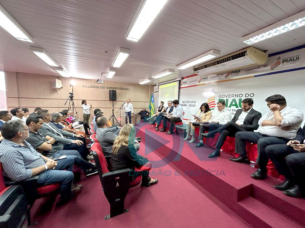 Governo do Piauí realizou 90 reuniões e dialogou com mais de 40 categorias de servidores em 2024
