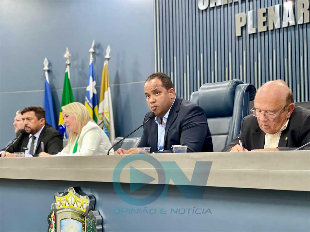Câmara de Teresina cobra transparência da Águas de Teresina após audiência tensa sobre tarifas abusivas