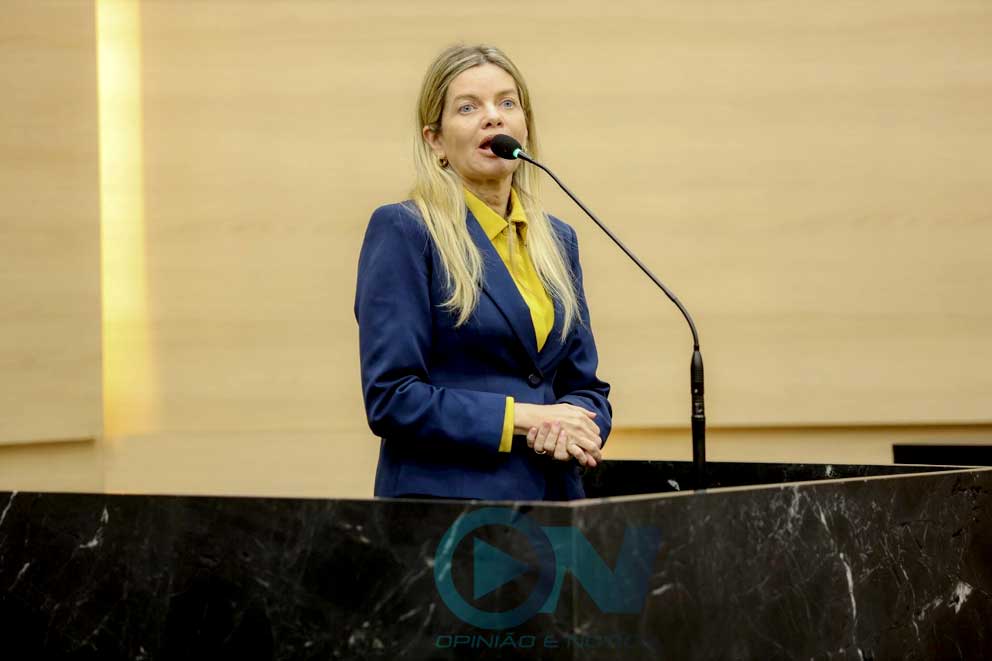 Gracinha Mão Santa é eleita 4ª secretária da Mesa Diretora da Alepi