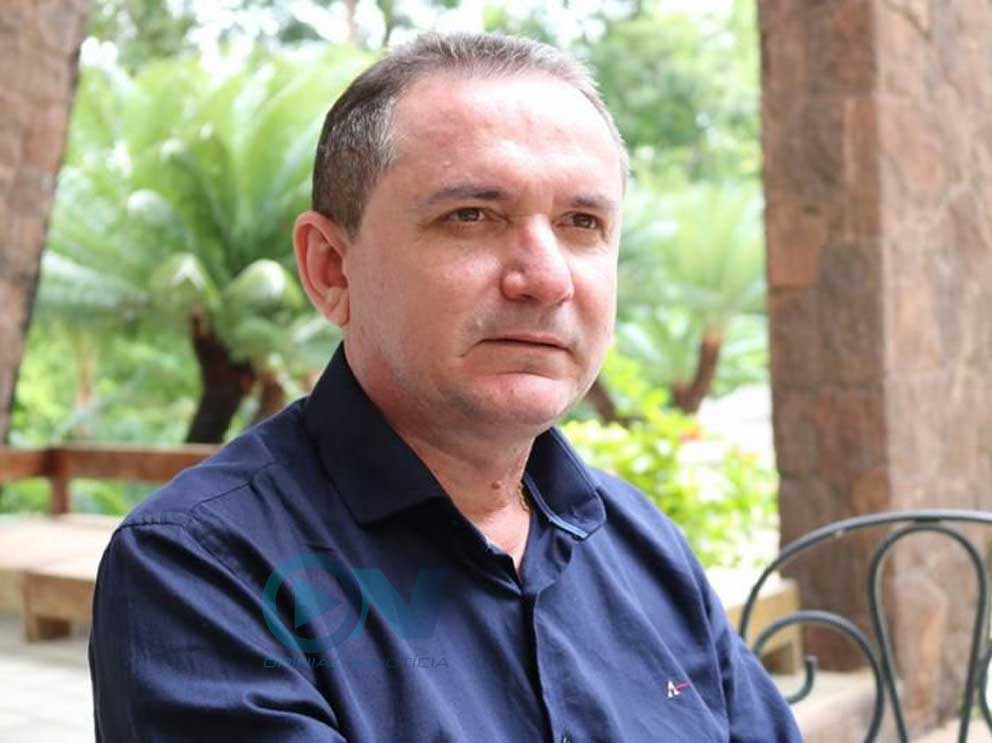 Prefeito de Sigefredo Pacheco nega envolvimento em vazamento de fotos íntimas e se coloca à disposição da Justiça