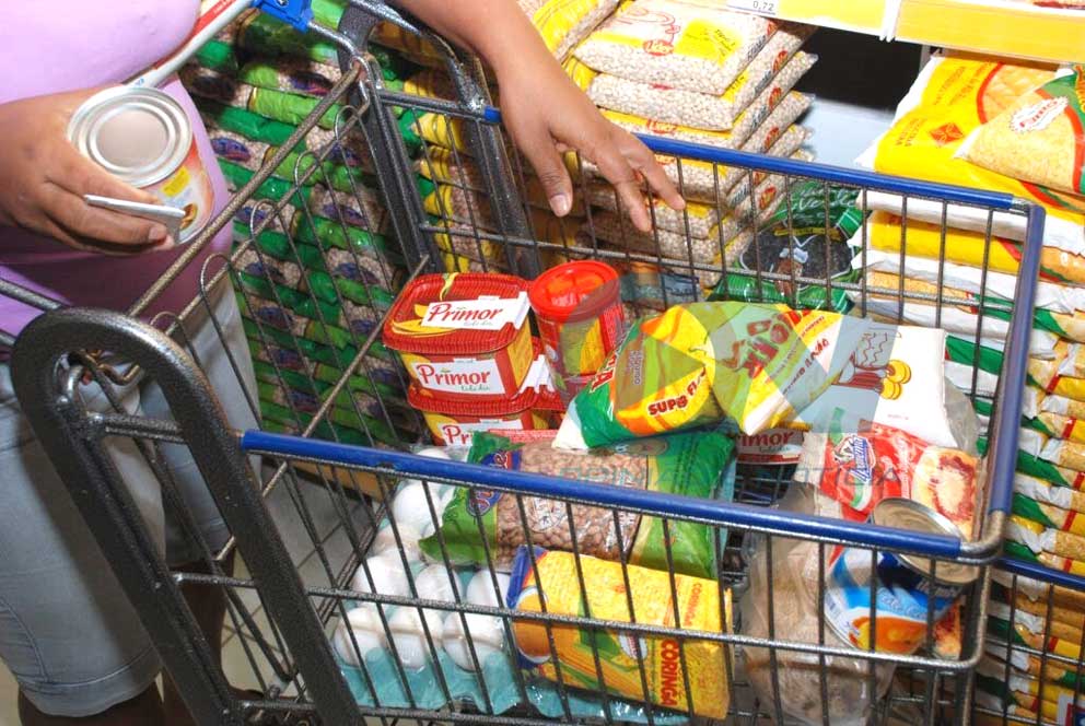 Piauí ajusta ICMS: Itens da cesta básica tiveram imposto zerado e as compras internacionais mais caras