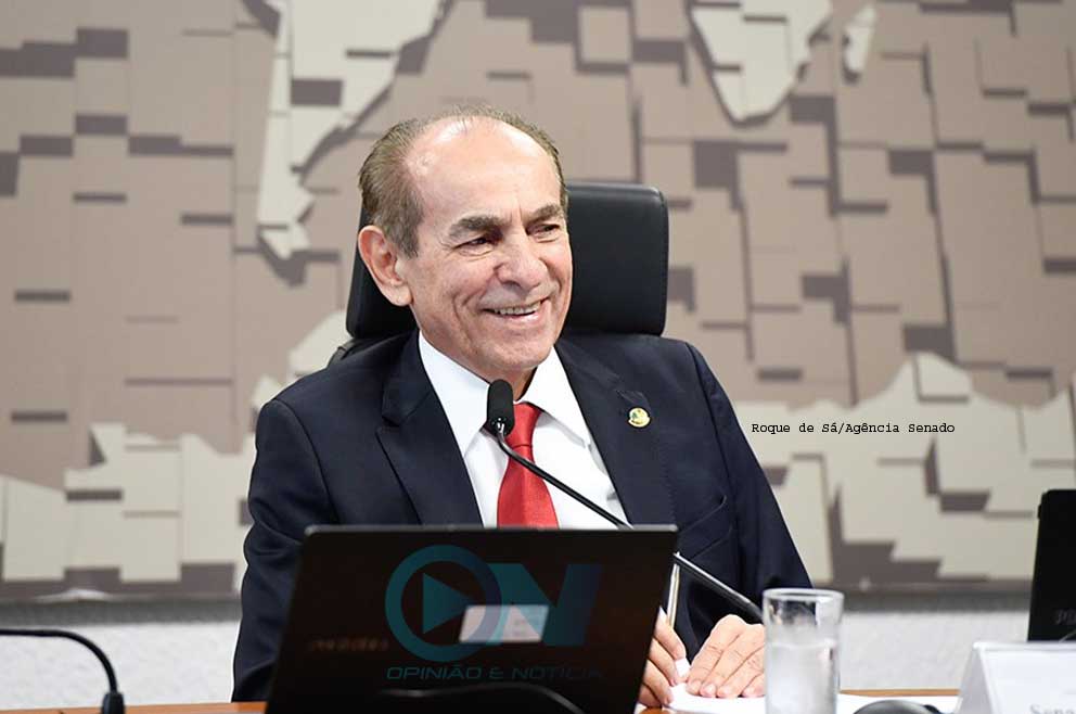 PEC do fim da reeleição é um grade prêmio aos senadores, de acordo com o relatório apresentado pelo senador Marcelo Castro (MDB-PI)
