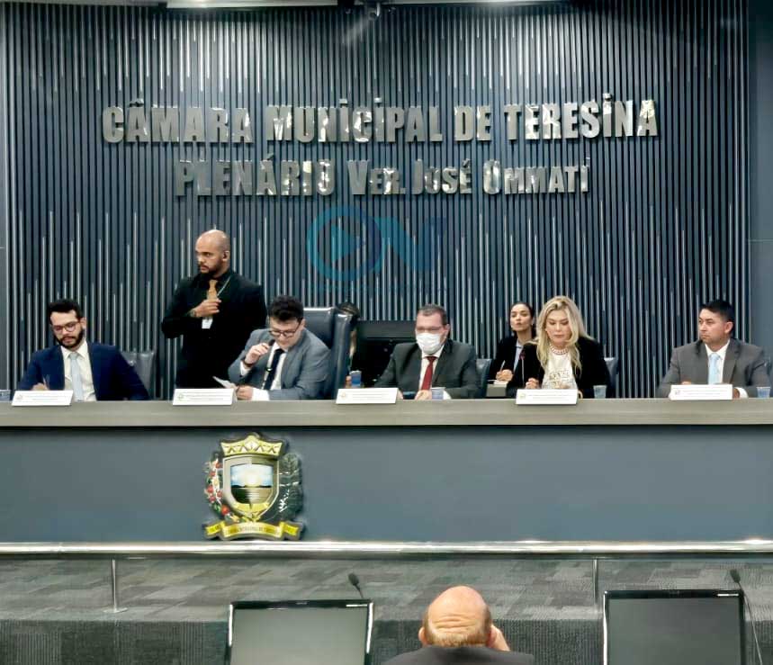 Membros da CPI da Águas de Teresina vivem dia de ataque de pelanca, compra de votos, ligações com facções e negação de sabotagem