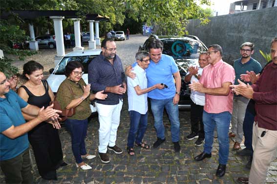 Ciro Nogueira cumpre agenda no Piauí, entregando benefícios e inaugurando obras na região de Oeiras