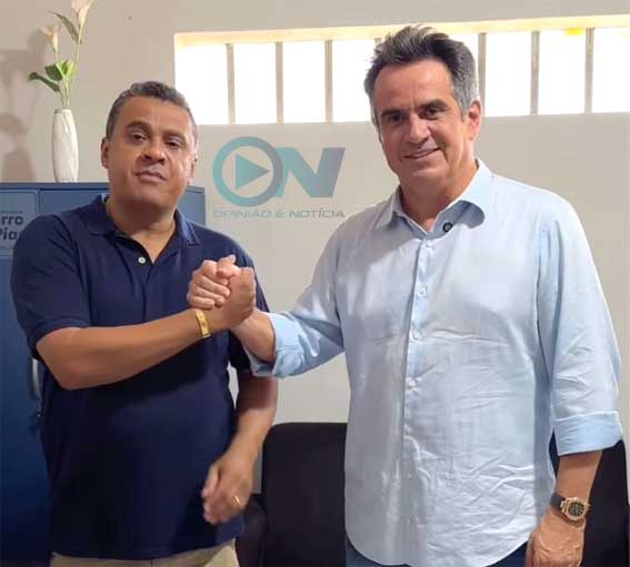Ciro anuncia construção do Mercado Público e prefeito petista agradece: " Seguimos juntos"