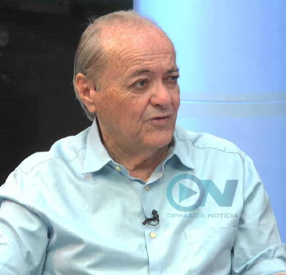 Sílvio Mendes afirma que “poderosos” do Piauí e de outros estados agiram no TCE e tentam interferir no TJ para manter empresa na limpeza pública