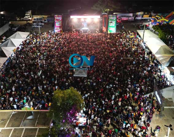 Castelo do Piauí comemora 263 anos com shows e festa popular que reuniu milhares de pessoas