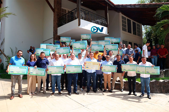 Ciro Nogueira anuncia mais de R$ 140 milhões para municípios piauienses em um só dia