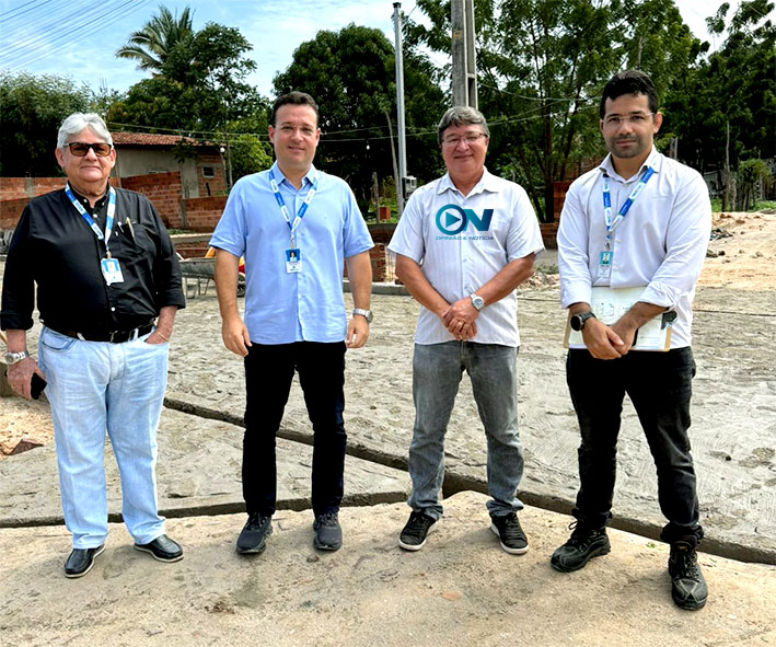 Sílvio Mendes autoriza e SDU Norte leva calçamento para 11 ruas na comunidade Dandara dos Cocais
