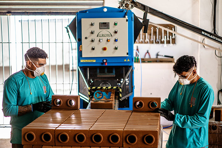 Piauí fecha 2025 com forte alta do emprego formal, alcançando a terceira posição entre todos os estados brasileiros e aposta em qualificação digital para sustentar crescimento