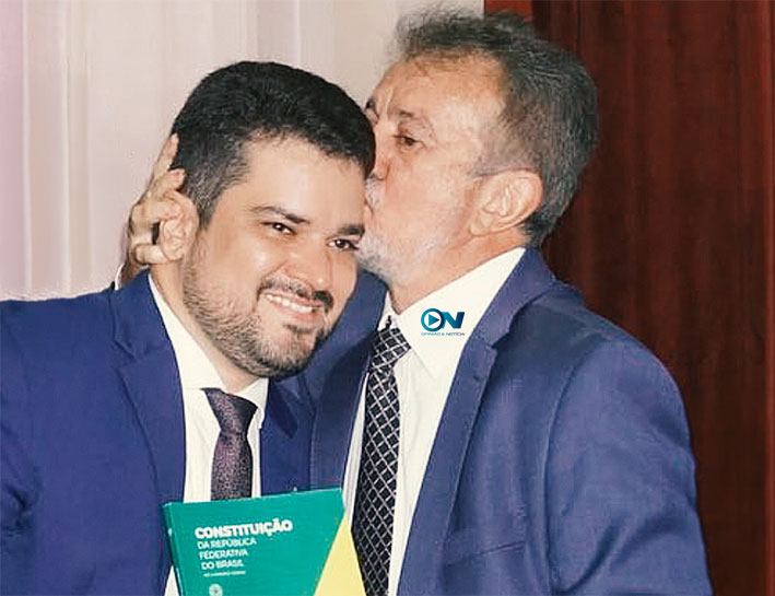 Justiça eleitoral deixa inelegível por 8 anos o Prefeito Joãozinho Félix (PP) e seu filho Dogim Félix por uso da máquina de Campo Maior em campanha em Jatobá