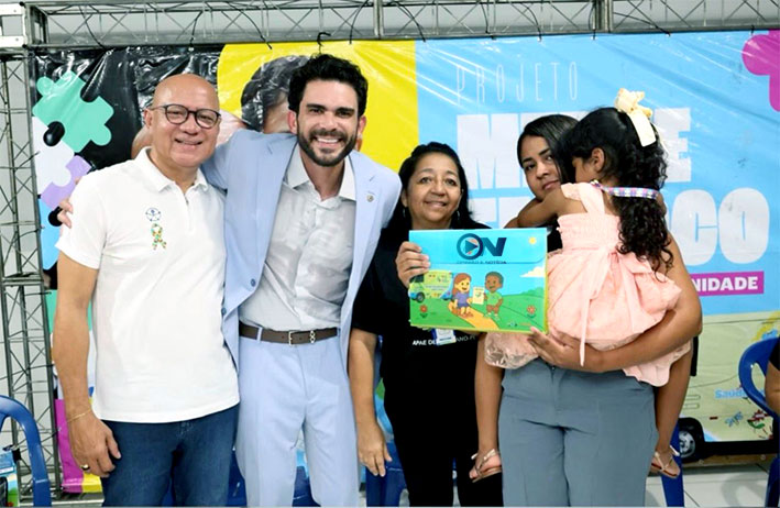 Deputado Dr. Marcus Kalume participa da entrega de laudos do Projeto Mente em Foco em Floriano