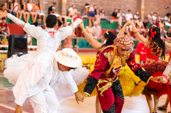 Castelo do Piauí celebra cultura e tradição nos dois dias do Festival de Folguedos