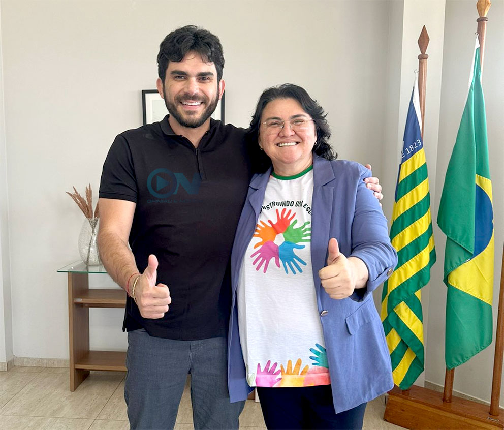 Deputado estadual Dr. Marcus Vinícius se reúne com a prefeita Jovê Oliveira para tratar sobre investimentos em Piripiri