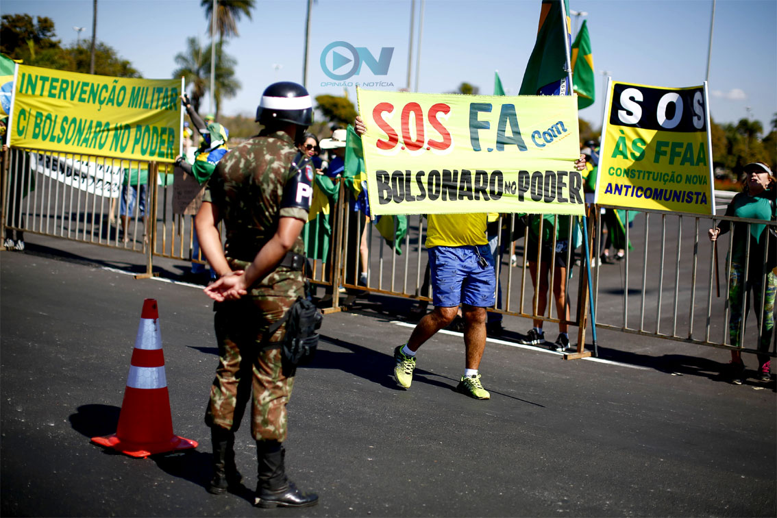 Lideranças de direita e bolsonaristas jogam para plateia que a tentativa de golpe não é crime previsto em Lei, mas não é bem assim